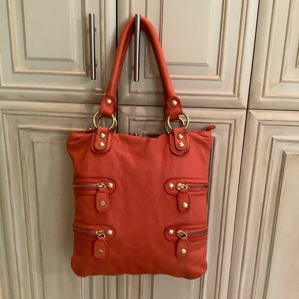 LINEA PELLE HANDBAG